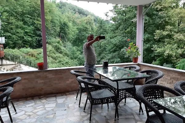 Yanıkoglu Alabalık Tesisi - Balık Restoranı - Trabzon Akçaabat