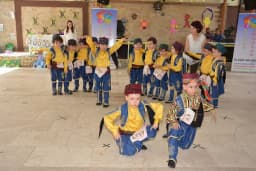 Küçük İmzalar-2 Kreş ve Gündüz Bakımevi