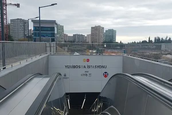 Yenibosna Metro İstasyonu - Ulaşım Hizmeti - İstanbul Adalar