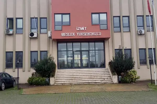 Kocaeli Üniversitesi Arslanbey Yerleşkesi - Üniversite - Kocaeli Başiskele