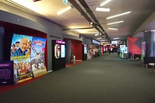 Paribu Cineverse Armada - Sinema Salonu - İstanbul Kartal