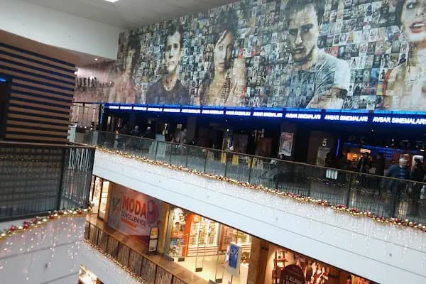 Avsar Sinemalari - Sinema Salonu - İstanbul Bağcılar