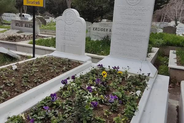 Timurtaş UÇAR Hocaefendi Kabri - Kutsal Yer - İstanbul Zeytinburnu