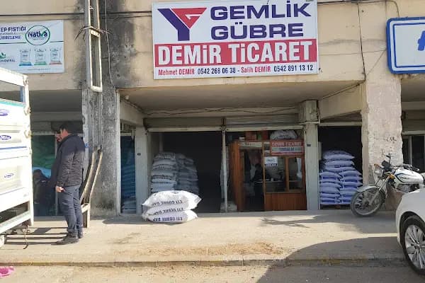 Demir Ticaret Gübre Bayii - Tarımsal Ekipman Tedarikçisi - Şanlıurfa Birecik