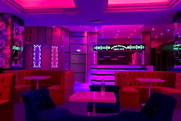 Blue Moon Night Clup (Maviay) - Gece kulübü - Bursa Gemlik