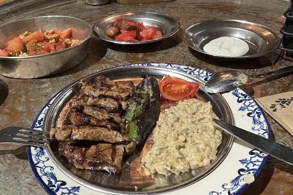 Van Menceli - Kaliteli yemek restoranı - Van Gevaş