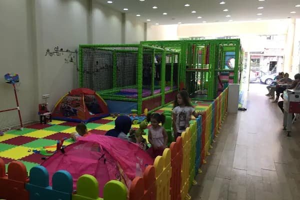 Akıllı Afacanlar Oyun Okulu FSM Şube - Oyun/Eğlence Merkezi - Bursa Gürsu