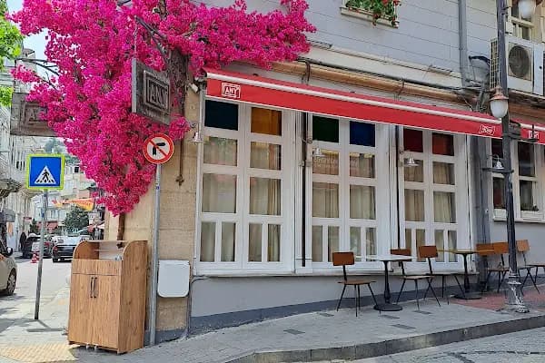 Sefer Cafe & Bistro - Restoran - İstanbul Beşiktaş