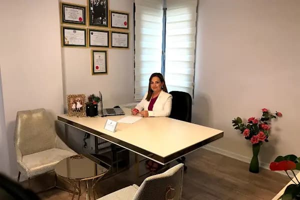 Adana Estetik Ve Plastik Cerrahi Kliniği Op. Dr. Güllü Korkmaz Solmaz - Estetik Cerrahi Kliniği - Adana Seyhan