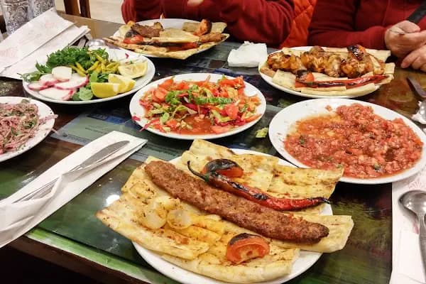 Abidin Usta - Türk restoranı - Adana Ceyhan