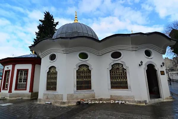 Sümbül Efendi Türbesi - Cami - İstanbul Pendik