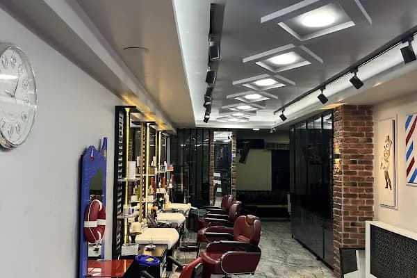 Baran Toprak Saç Tasarımı - Kuaför - Bursa Osmangazi