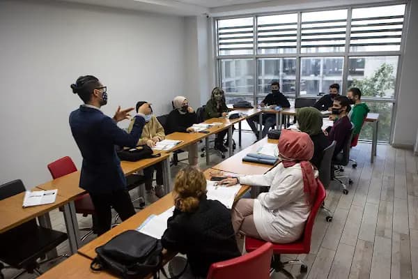 Just English Dil Okulları - İngilizce Kursu Sakarya-Adapazarı - Dil Okulu - Sakarya Adapazarı