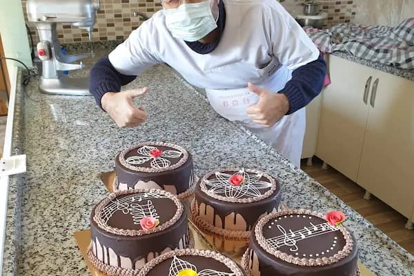 BOLLUCA İREM PASTA EVİ - Tatlı Dükkanı - İstanbul Adalar