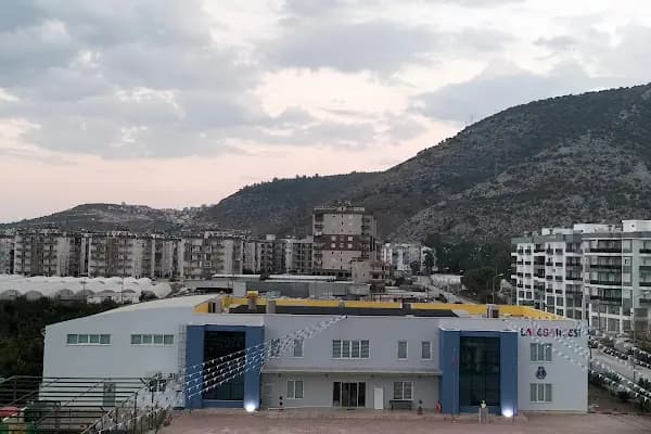 ÖZEL FİNİKE LALEBAHÇESİ İLKOKULU - Okul - Antalya Finike