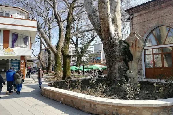 Tarihi Kapalı Çarşı - Mağazalar ve Alışveriş - Bursa Yıldırım