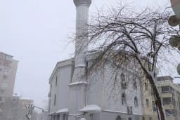 Koçlar Hacı Muhlis Ağa Ve Hacı Fatma Hatun Camii