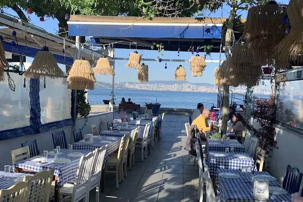 Heybeliada Barbayani Balık Fish Restaurant - Restoran - İstanbul Adalar