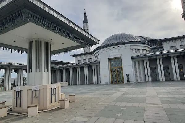 Mosque Masjed Istanbul international departure - Cami - İstanbul Arnavutköy