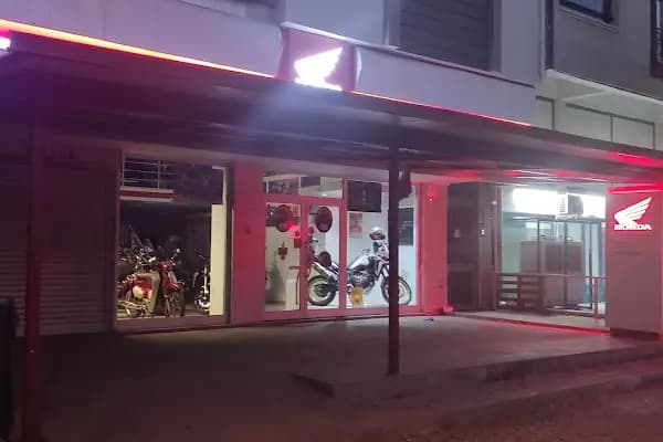 Honda - Neza Bergama Motor - Motosiklet Mağazası - İzmir Buca