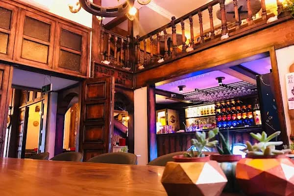 In House Hostel - Otel - İzmir Balçova