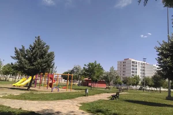 Bağlar Belediyesi Nevruz Parkı - Piknik Alanı - Diyarbakır Yenişehir
