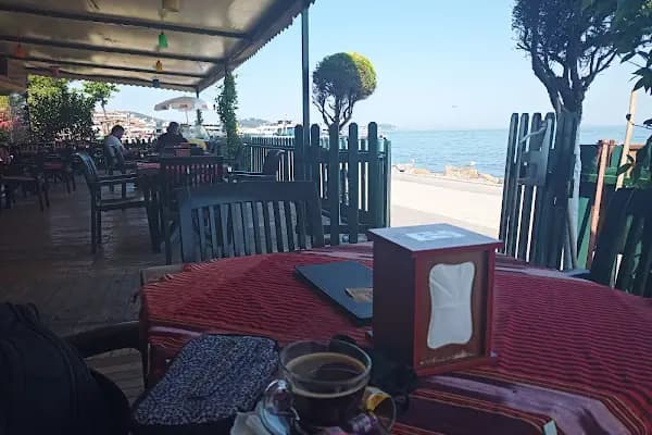 Tuğçe Can Cafe - Kafe - İstanbul Adalar