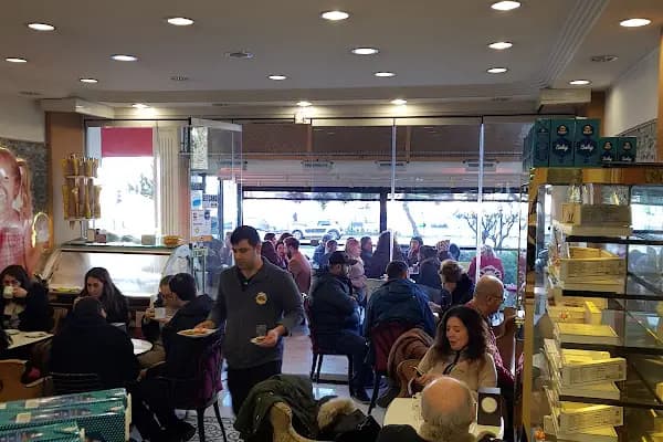 Bolulu Hasan Usta Süt Tatlıları - Restoran - İstanbul Ataşehir