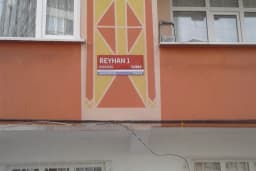 Reyhan Sk. Girişi Parkı