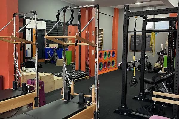 Omnia Personal Training &amp; Pilates Studio - Spor salonu - İzmir Bornova
