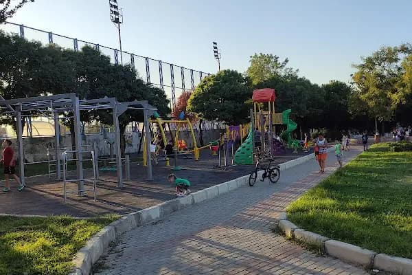 Karabağlar Belediyesi Karafatma Parkı - Park - İzmir Karabağlar