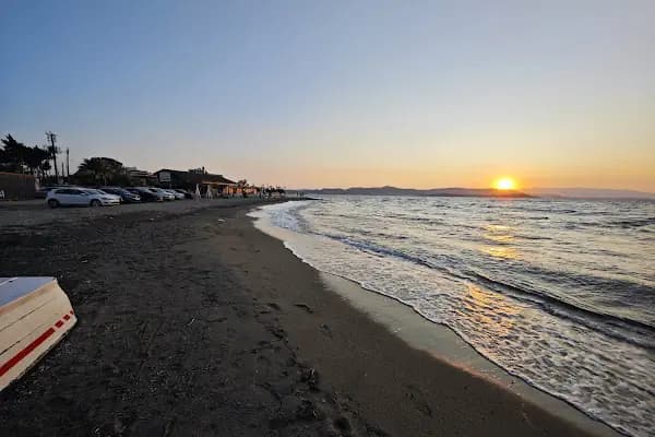kalabak plajı - Turistik Yer - İzmir Bayraklı