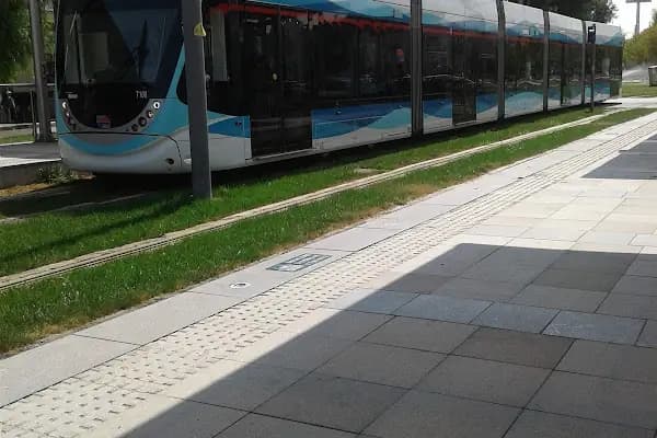Atakent - Hafif Tren İstasyonu - İzmir Karşıyaka