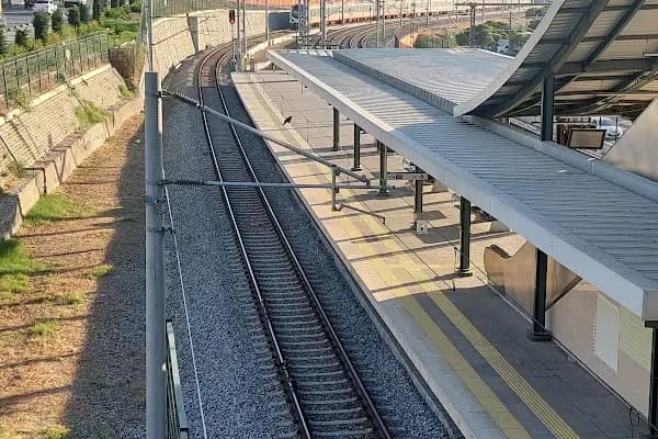 Mustafa Kemal - Tren İstasyonu - İstanbul Bağcılar