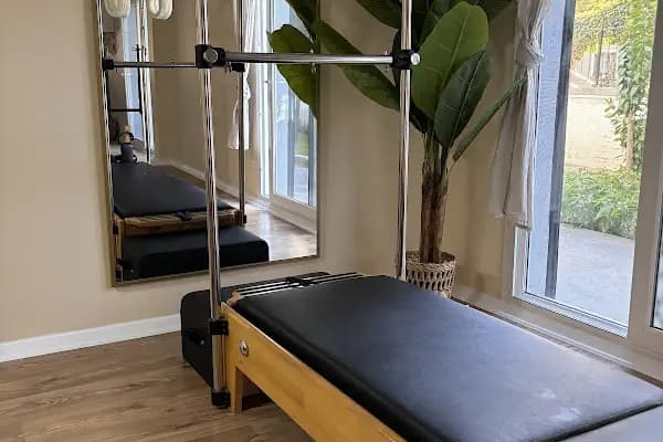 Pause Pilates Studio - Pilates Salonu - İzmir Buca