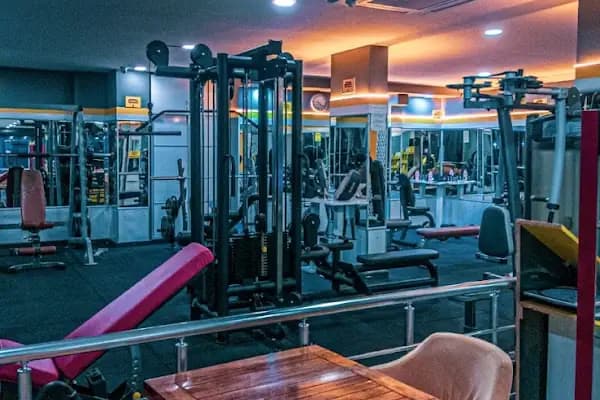 ARES GYM FİGHT CLUB - Spor salonu - Mersin Mezitli