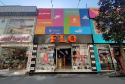 FLO Adapazarı Çark Cadde Mağazası