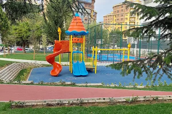 Baraj Yolu Caddesi Parkı - Park - İstanbul Ataşehir