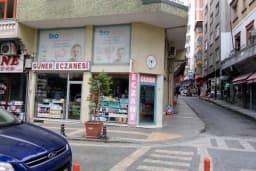 Güner Eczanesi