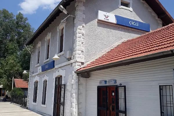 ÇİĞLİ TREN GARI - Tren meydanı - İzmir Çiğli