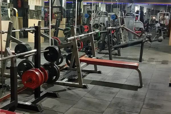 İzzet Arabacı Fitness &amp; Fight Club - Spor salonu - Konya Doğanhisar