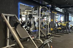 PEAK GYM Fitness Center