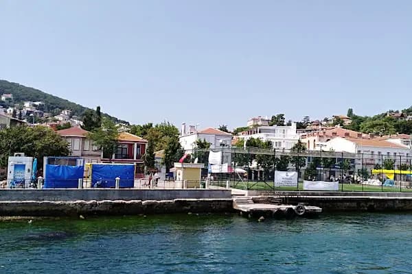 Heybeliada (Prenstur) - Feribot İskelesi - İstanbul Adalar