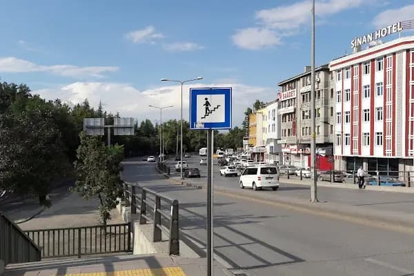 Dışkapı Hastanesi - Otobüs Durağı - Ankara Kahramankazan