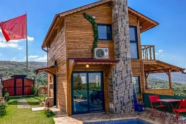 Sapanca Bayraklı Dağ Evi - Otel - Sakarya Hendek