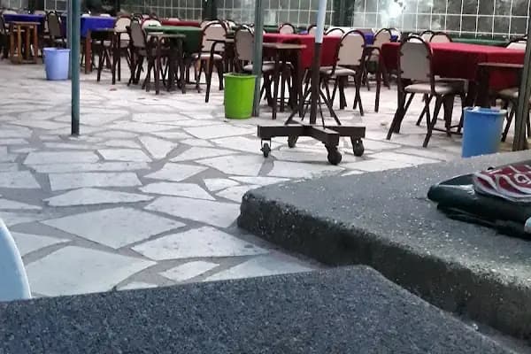 Uçak Aile Çaybahçesi - Kafe - Antalya Muratpaşa