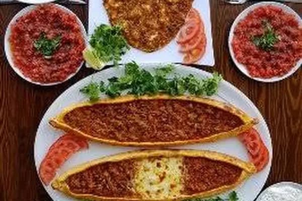 Konak Pide lahmacun salonu - Pideci - İstanbul Bağcılar
