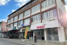Foto Remzi Buca