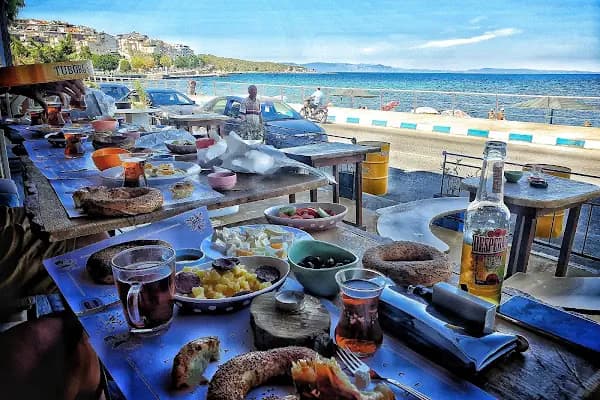 Yali Pansiyon Dikili - Yatılı Ev - İzmir Aliağa