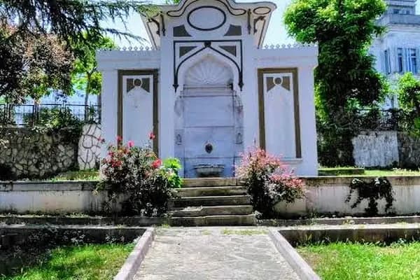 Bahriye Çeşmesi - İçme Suyu Çeşmesi - İstanbul Adalar